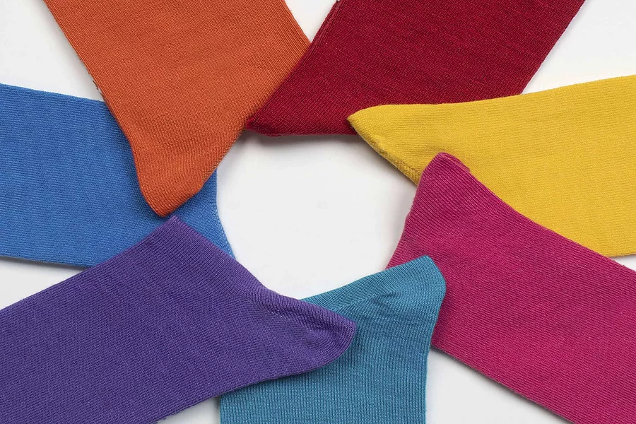 five pair multipack of men's bamboo socks