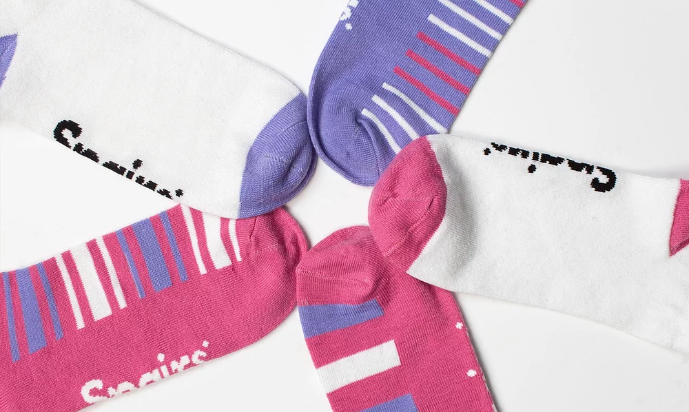 Multipack of women's white striped cotton no-show trainer socks